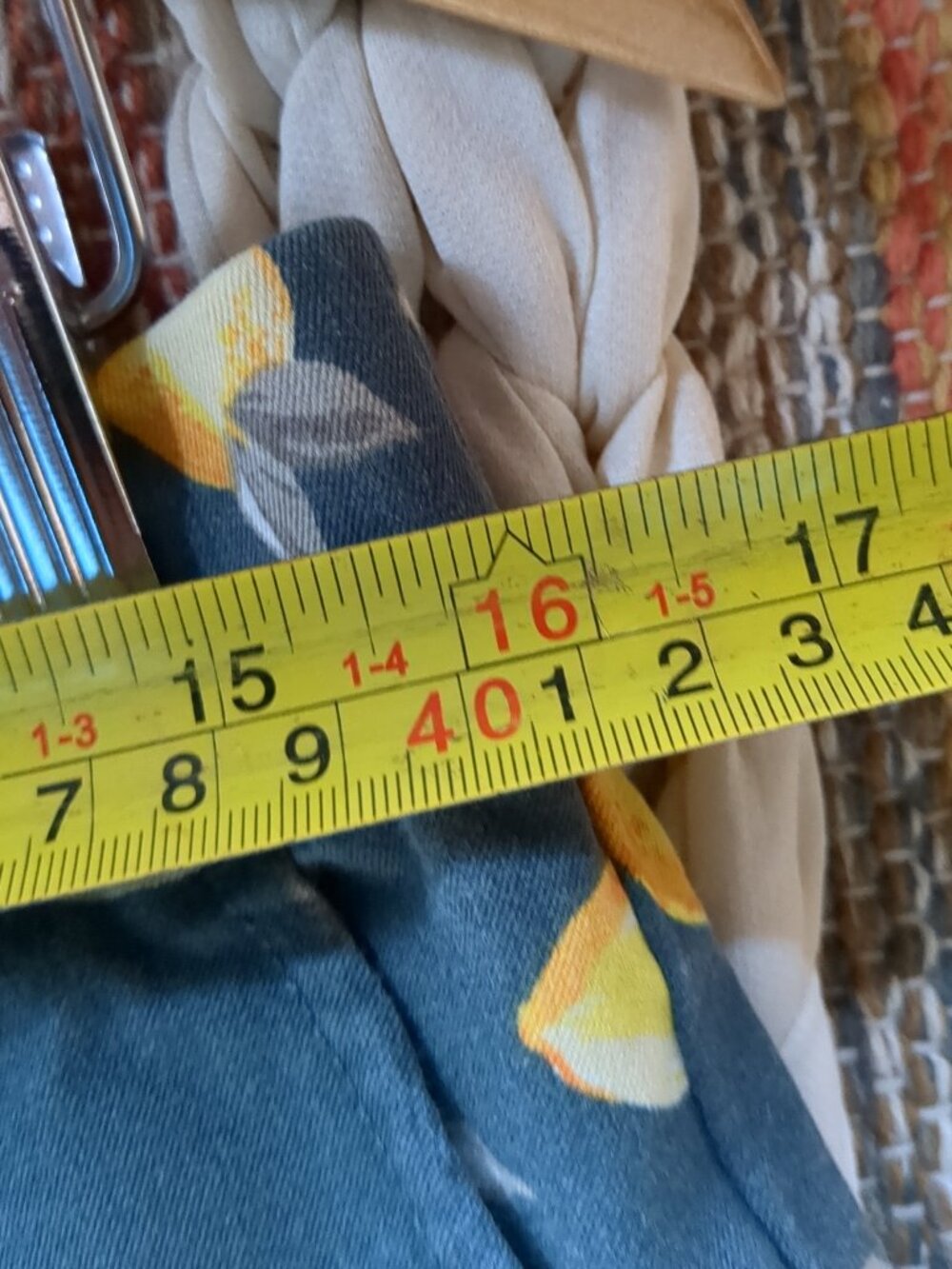 Vintage Pants with Lemon Motif - Picture 6 of 11